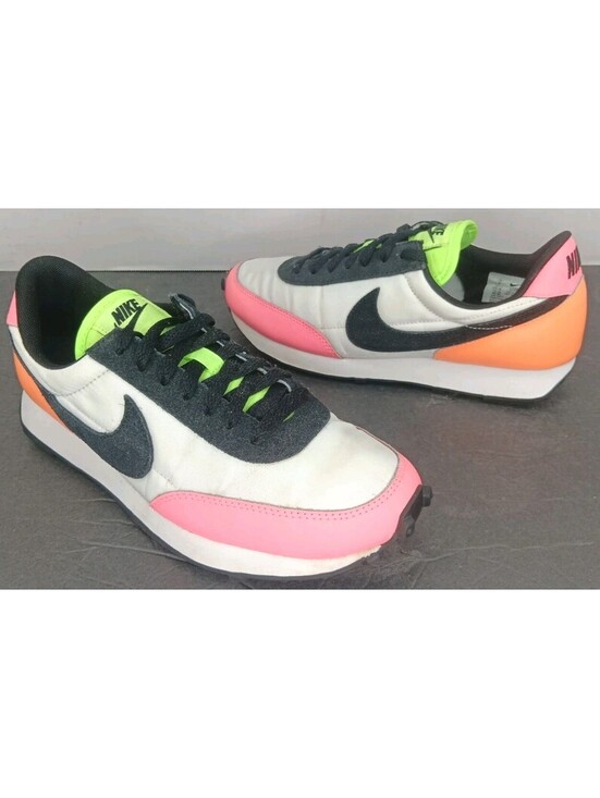 Nike Shoes - Nike Shoes Womens Size 7 Multicolor Waffle Running Sneakers DJ5996-100 *READ*